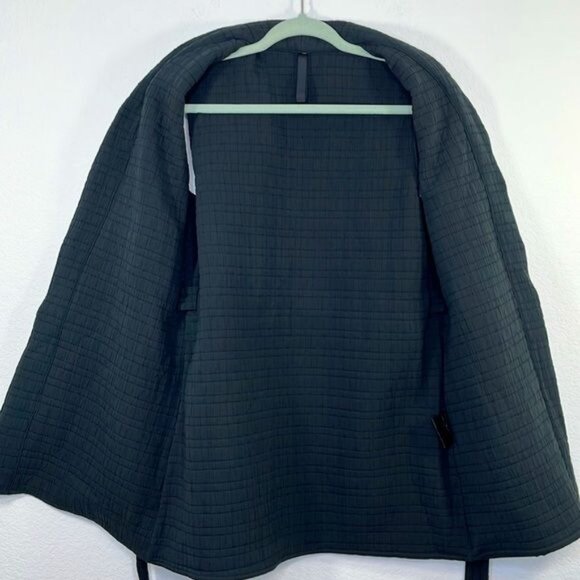 Lululemon Serene Travels Vest Black size 4 Women’s Outerwear - Picture 4 of 8